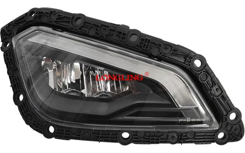 ZY-DF-024 HEAD LIGHT RH For DAF XG/XG+