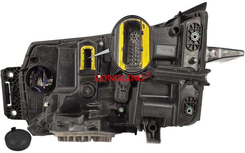 ZY-RN-008 HEADLIGHT RH For RENAULT T/C/K