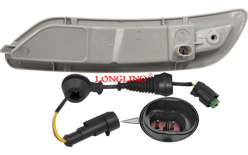 LL-IV004-024-1 POSITION LIGHT RH For IVECO STRALIS S-WAY RH